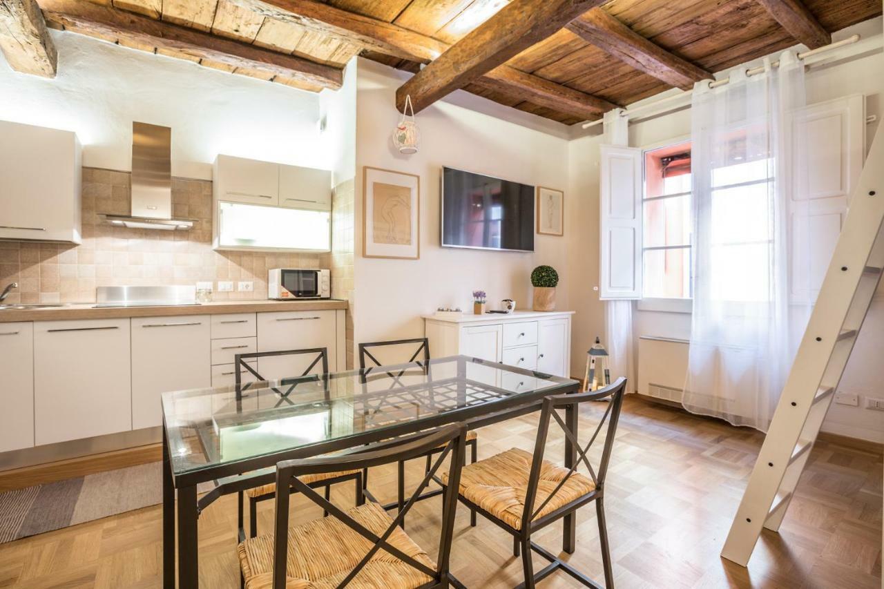 Palazzo Bocchi - The Place Apartments Bologna Luaran gambar