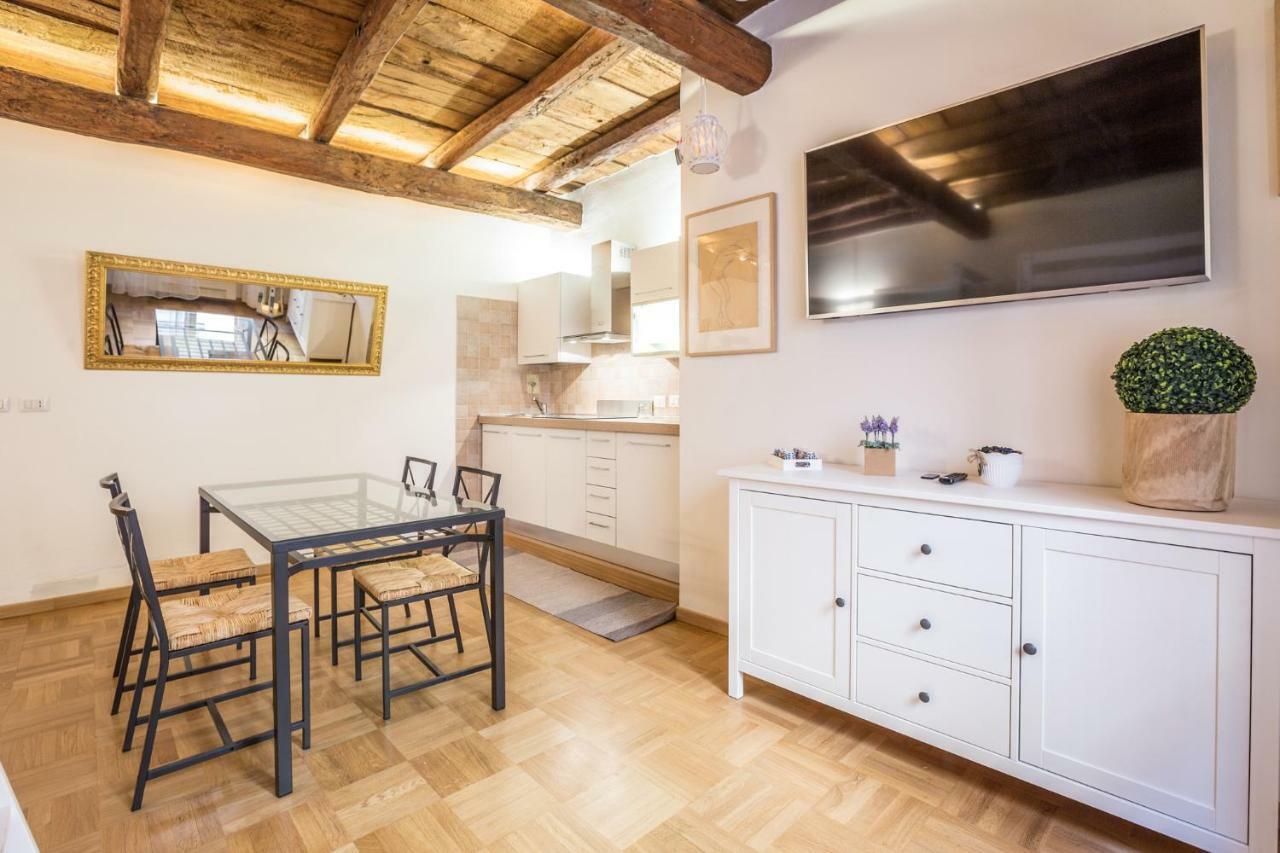 Palazzo Bocchi - The Place Apartments Bologna Luaran gambar