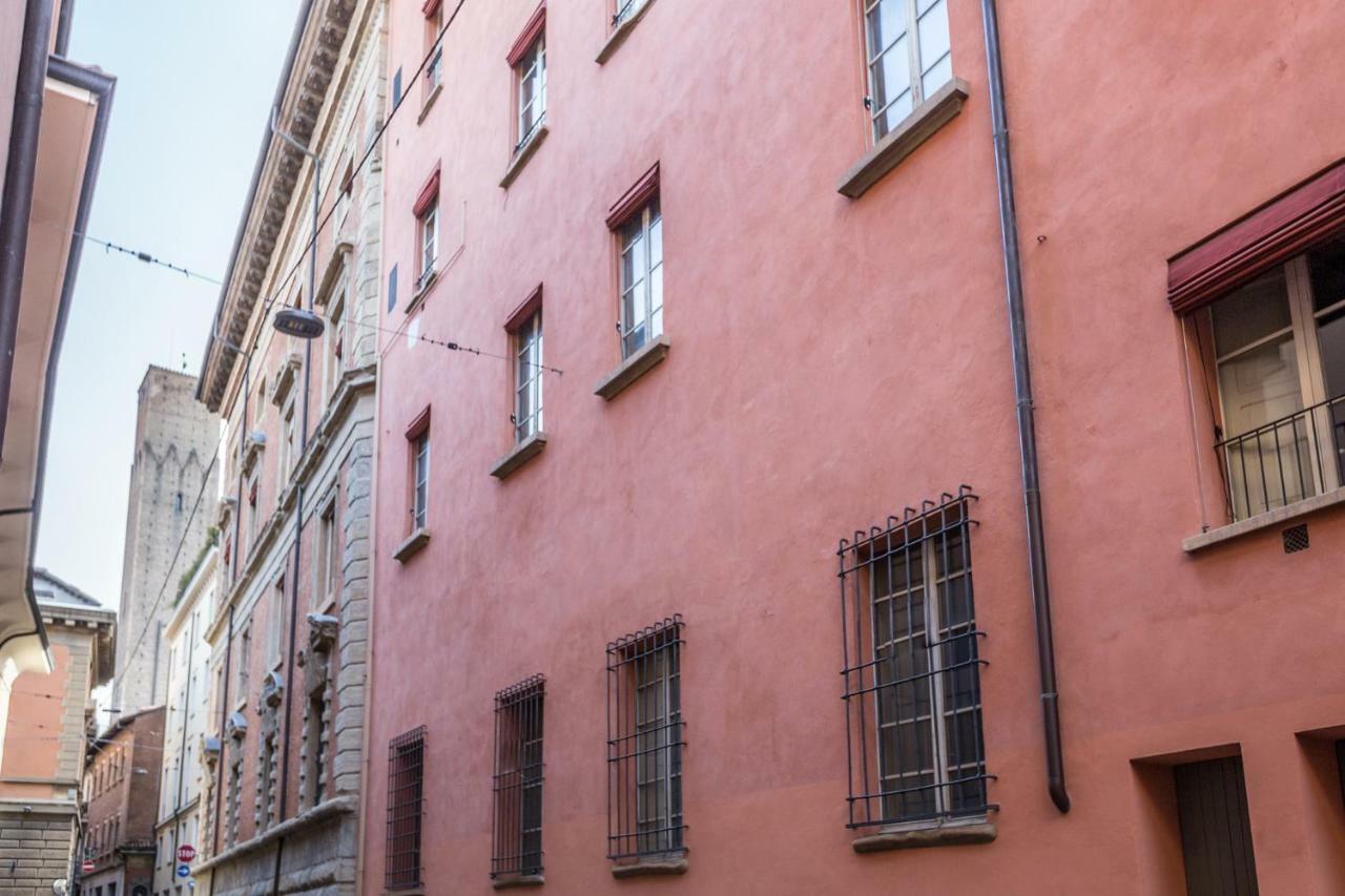 Palazzo Bocchi - The Place Apartments Bologna Luaran gambar