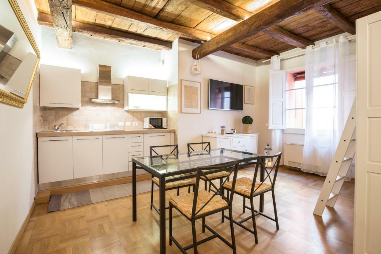 Palazzo Bocchi - The Place Apartments Bologna Luaran gambar