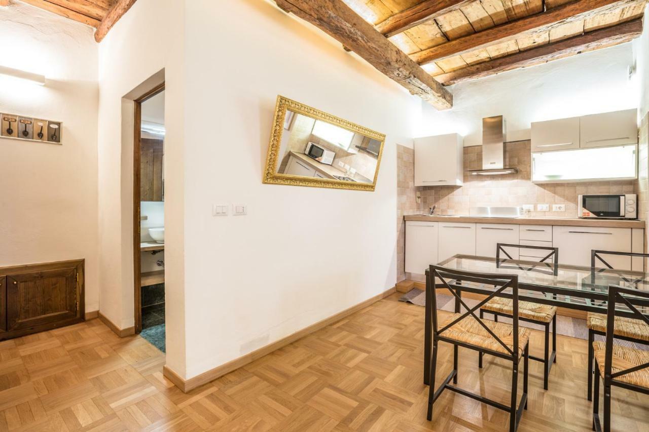Palazzo Bocchi - The Place Apartments Bologna Luaran gambar